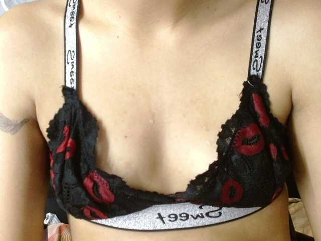 kihara-candy69 live cam on BongaCams