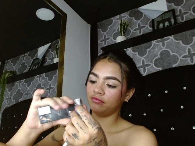 kihara-candy69 live cam on BongaCams