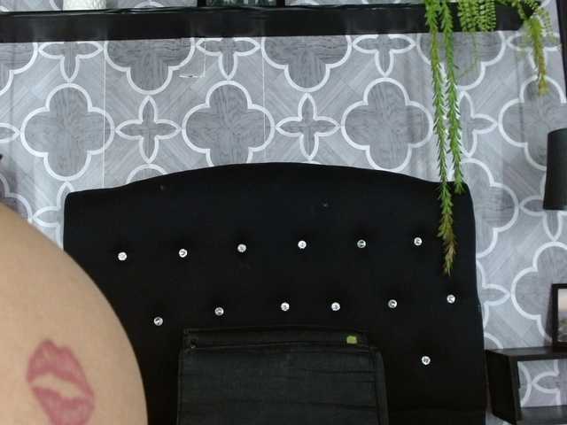 kihara-candy69 live cam on BongaCams