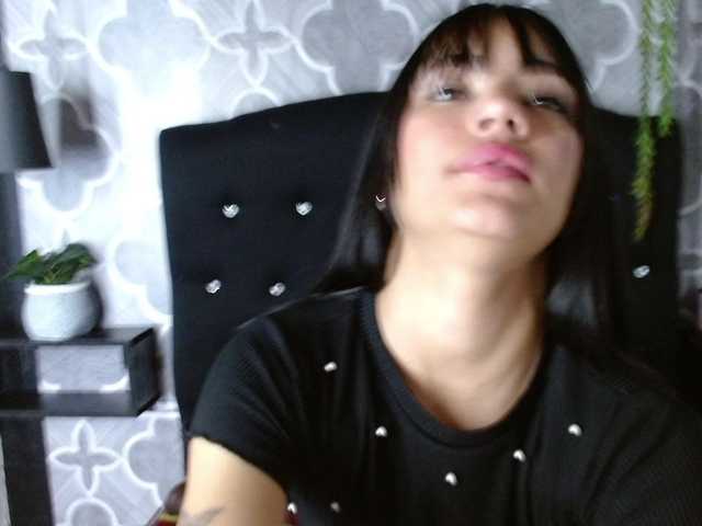 kihara-candy69 live cam on BongaCams