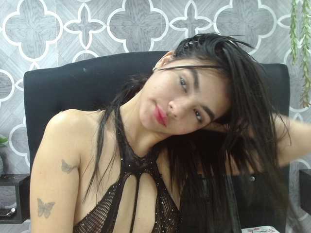 kihara-candy69 live cam on BongaCams
