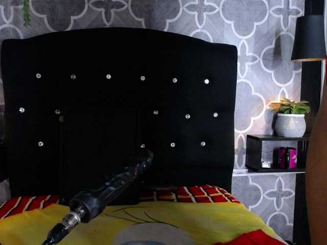 kihara-candy69 live cam on BongaCams