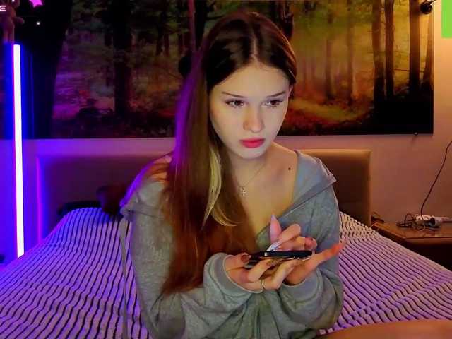 cutie-fox20 live cam on BongaCams