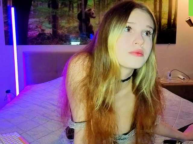 cutie-fox20 live cam on BongaCams