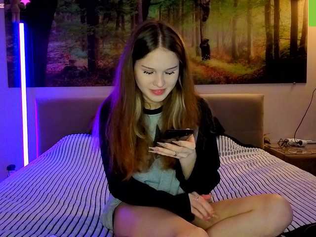 cutie-fox20 live cam on BongaCams