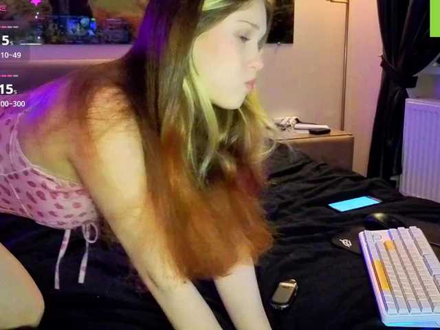 cutie-fox20 live cam on BongaCams