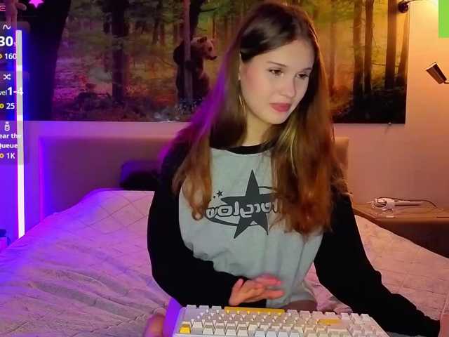 cutie-fox20 live cam on BongaCams