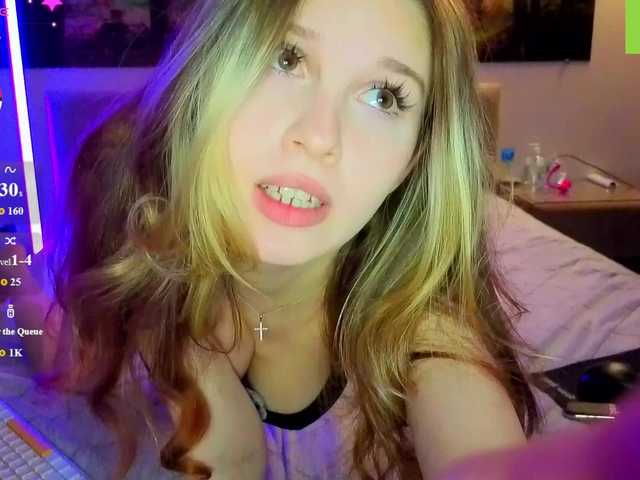 cutie-fox20 live cam on BongaCams