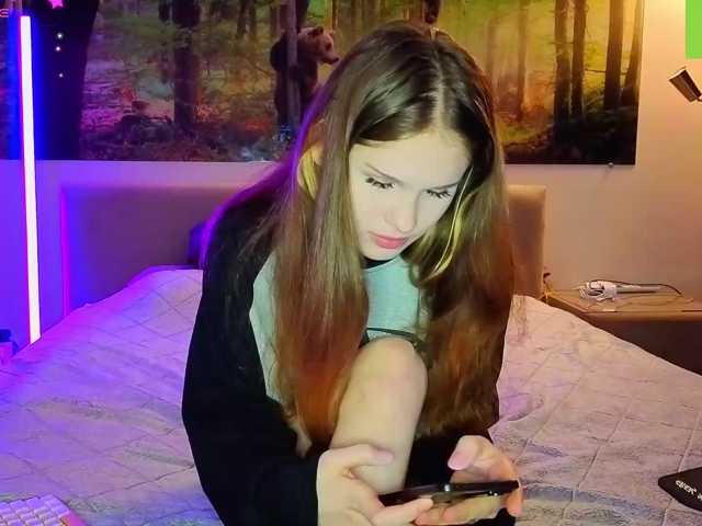 cutie-fox20 live cam on BongaCams