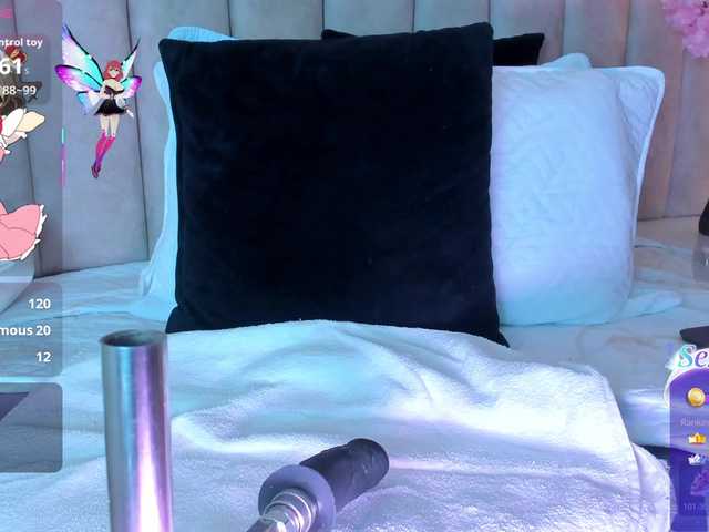 LizSheibaum live cam on BongaCams