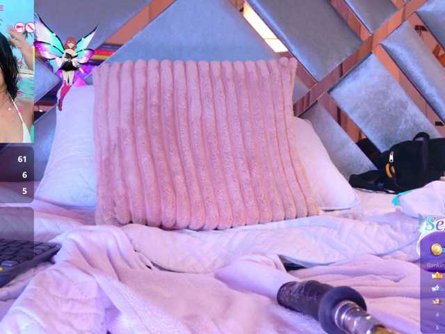 LizSheibaum live cam on BongaCams