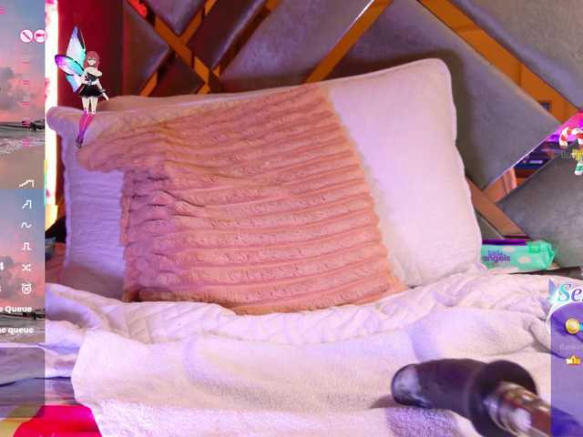 LizSheibaum live cam on BongaCams