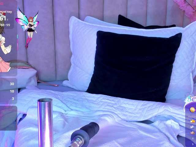 LizSheibaum live cam on BongaCams