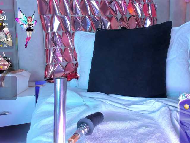 LizSheibaum live cam on BongaCams