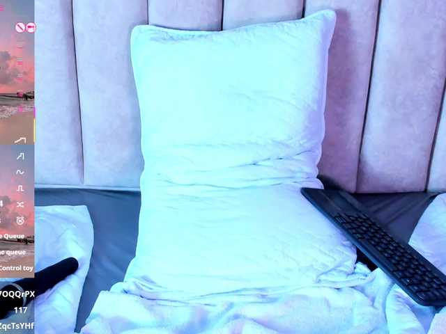 LizSheibaum live cam on BongaCams