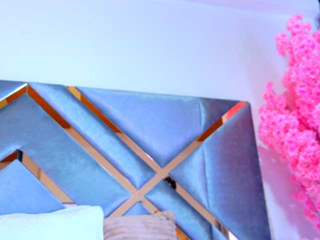 LizSheibaum live cam on BongaCams