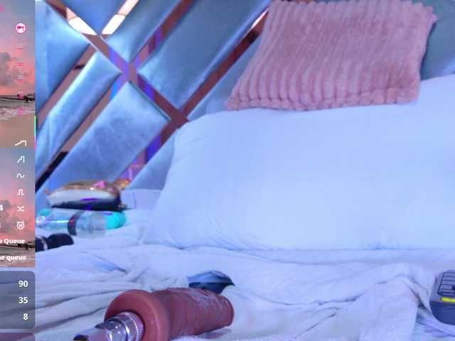 LizSheibaum live cam on BongaCams