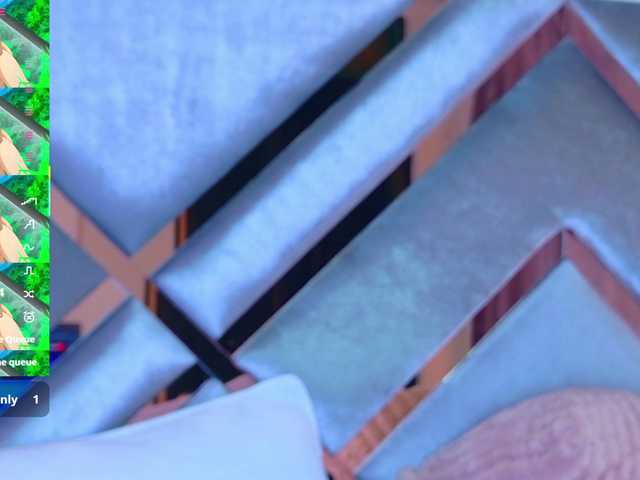 LizSheibaum — live female cam