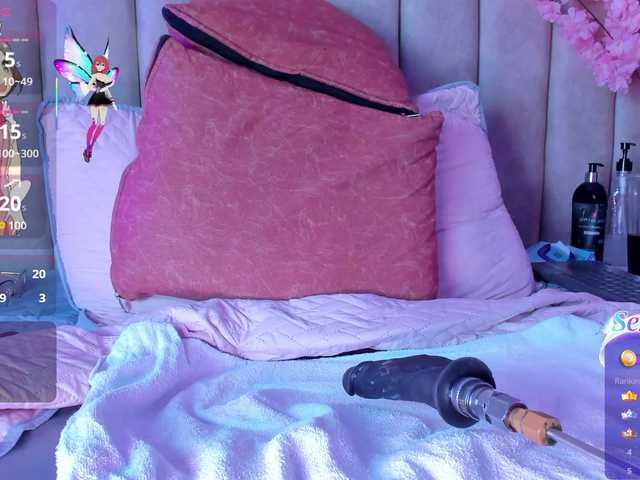 LizSheibaum live cam on BongaCams