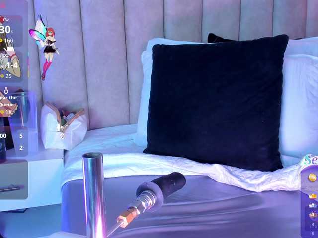 LizSheibaum live cam on BongaCams