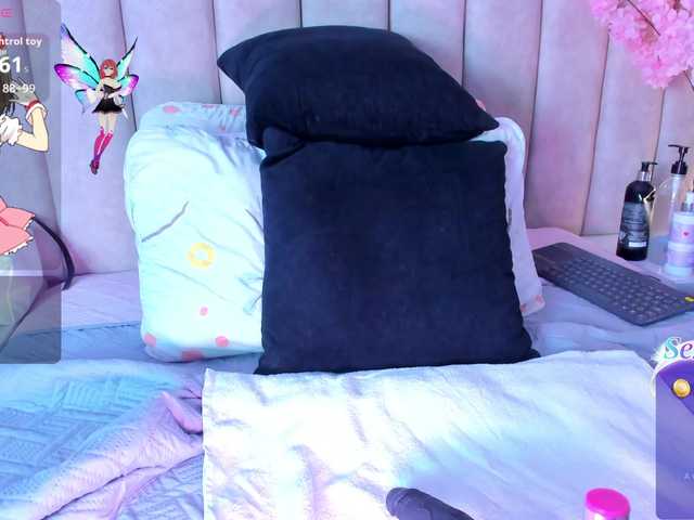 LizSheibaum live cam on BongaCams