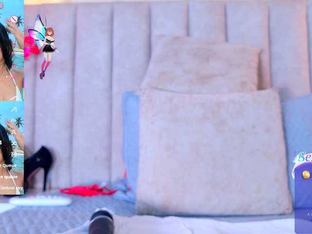 LizSheibaum live cam on BongaCams