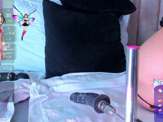 LizSheibaum live cam on BongaCams