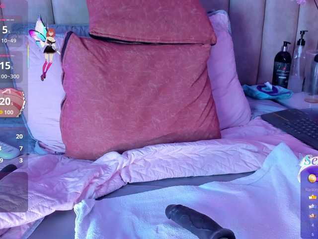 LizSheibaum live cam on BongaCams