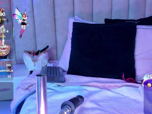 LizSheibaum live cam on BongaCams