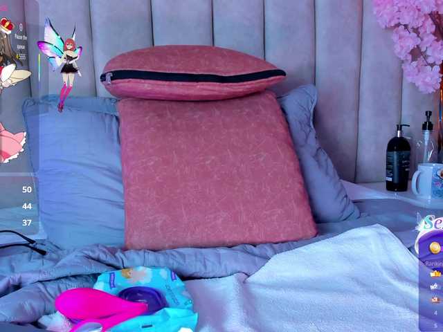 LizSheibaum live cam on BongaCams