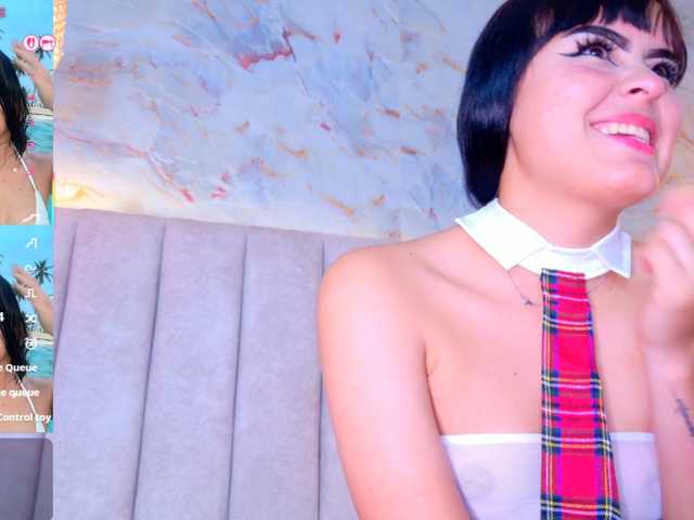 LizSheibaum live cam on BongaCams