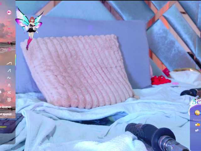 LizSheibaum live cam on BongaCams