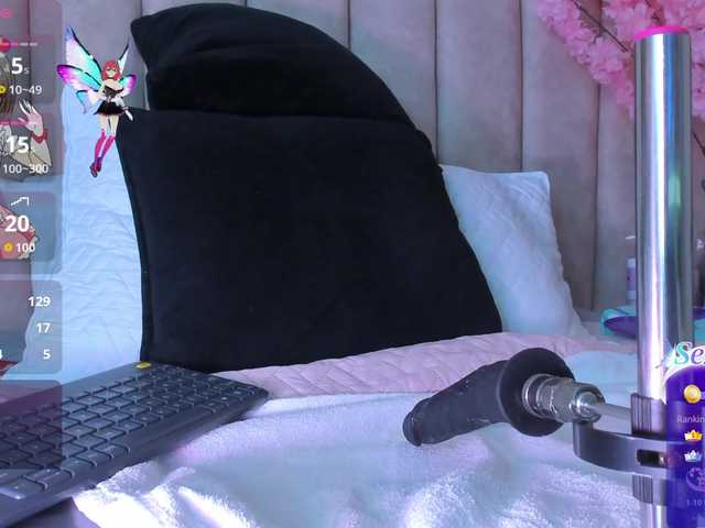 LizSheibaum live cam on BongaCams