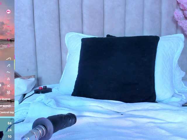 LizSheibaum live cam on BongaCams