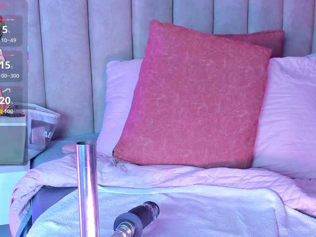 LizSheibaum live cam on BongaCams