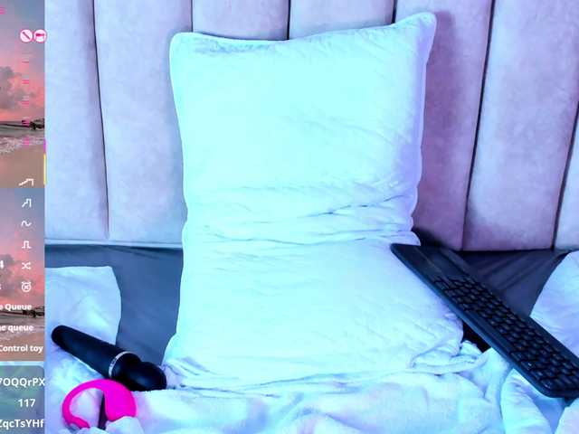 LizSheibaum live cam on BongaCams