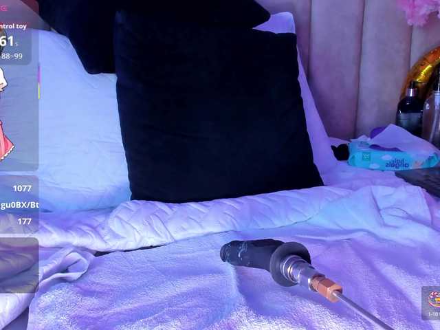 LizSheibaum live cam on BongaCams