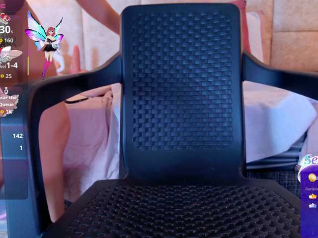 LizSheibaum live cam on BongaCams