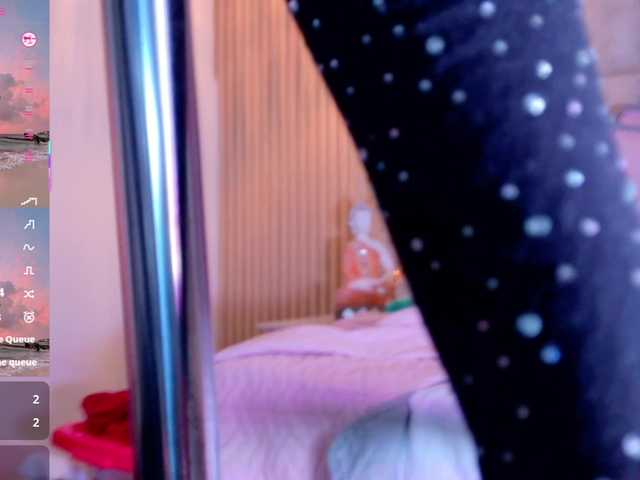 LizSheibaum live cam on BongaCams