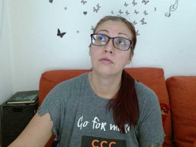 LadyHellene live cam on BongaCams