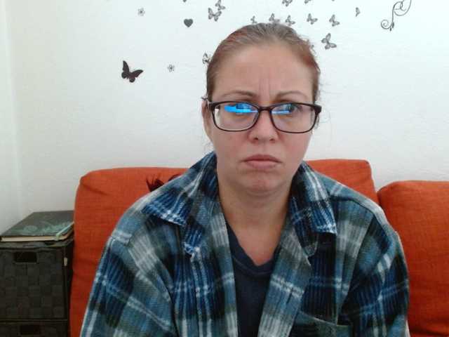 LadyHellene live cam on BongaCams