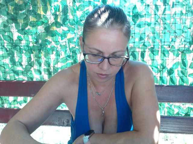 LadyHellene live cam on BongaCams