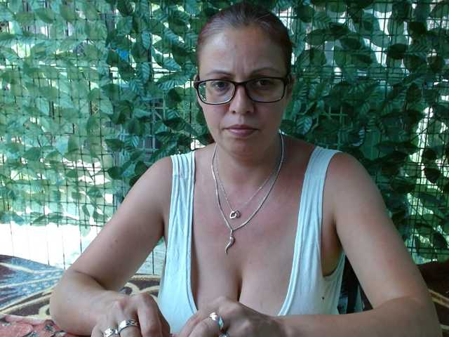 LadyHellene live cam on BongaCams
