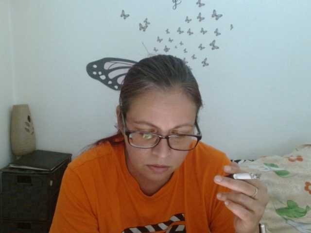 LadyHellene live cam on BongaCams