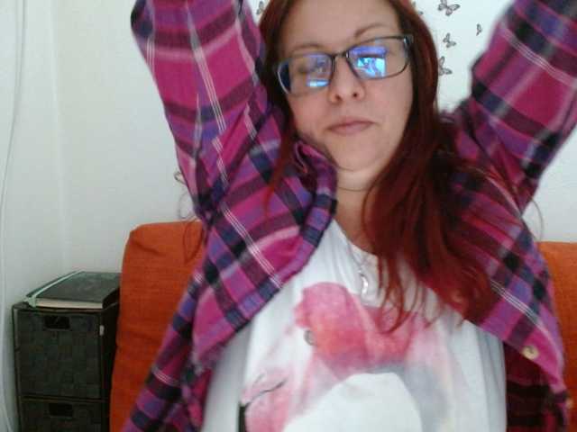 LadyHellene live cam on BongaCams