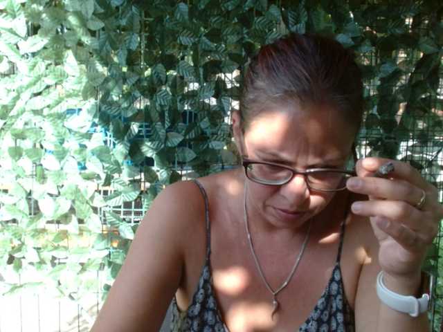 LadyHellene live webcam show