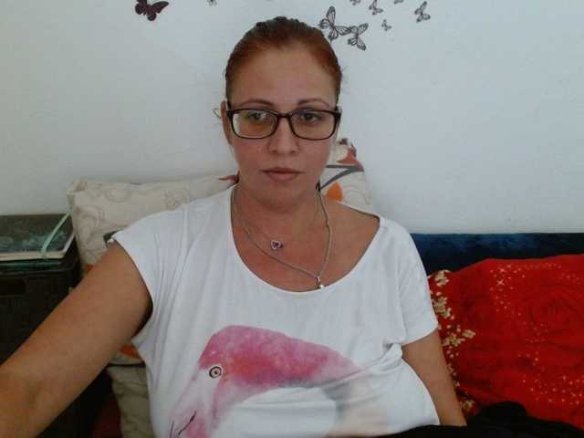 LadyHellene live cam on BongaCams