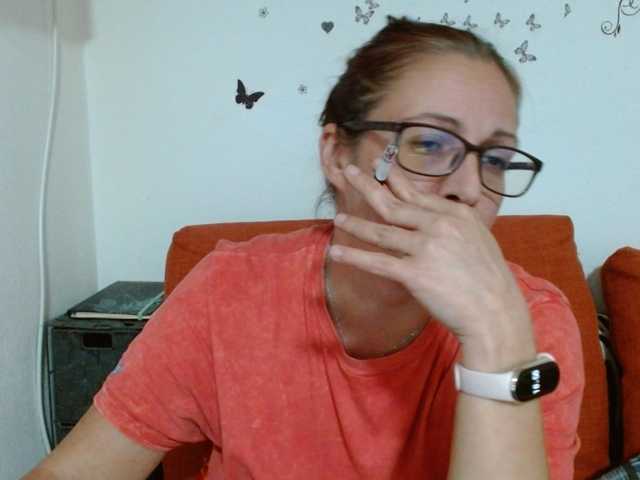 LadyHellene live cam on BongaCams