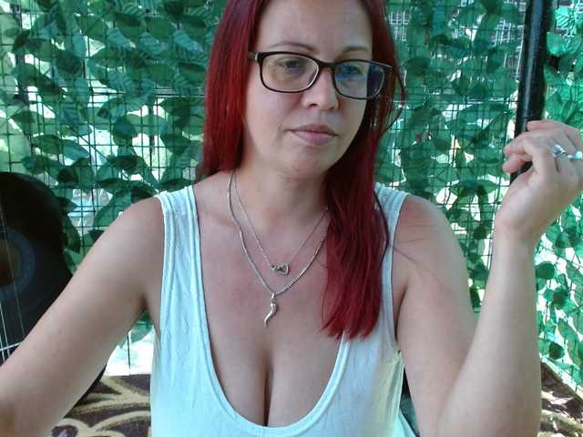 LadyHellene live cam on BongaCams