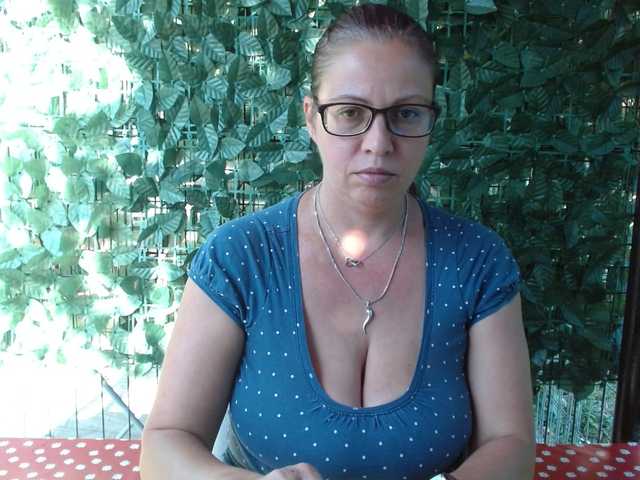 LadyHellene live cam on BongaCams